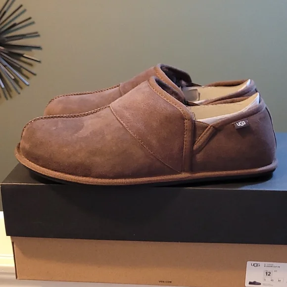 UGG LEISURE SLIP-ON - Picture 3 of 8